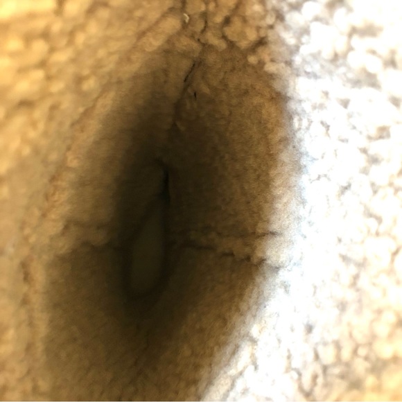 Tory Burch Suede & Leather Moccasin Boots Gently Used Size 6-1/2 - Picture 5 of 9